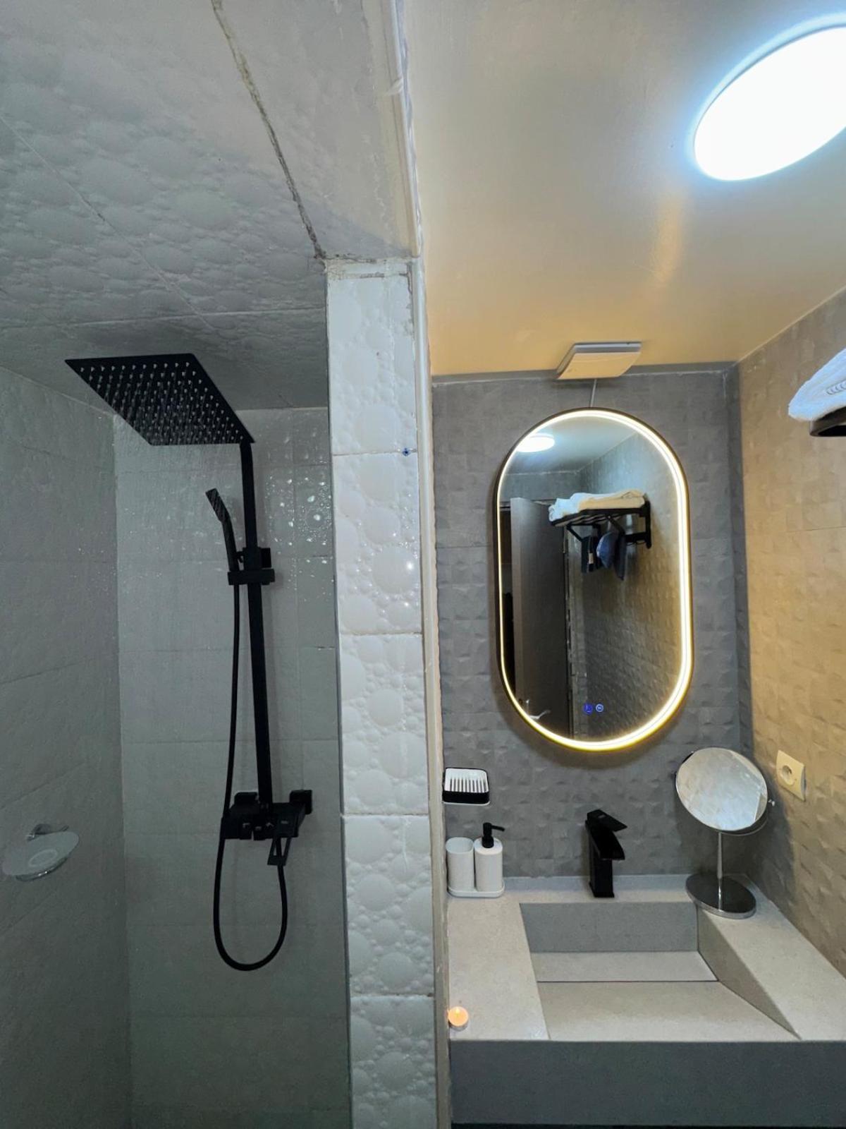 Superbe 18b Appartement *